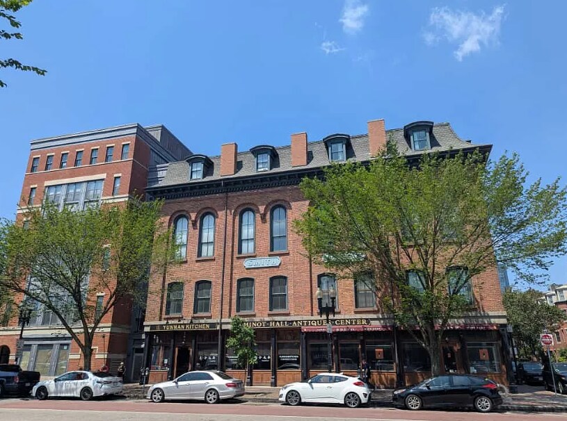 Building Photo - 1721 Washington St