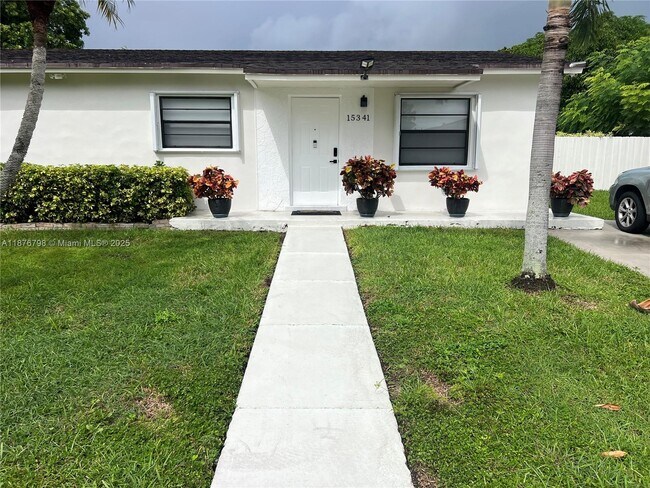 Building Photo - 15341 SW 307th Rd