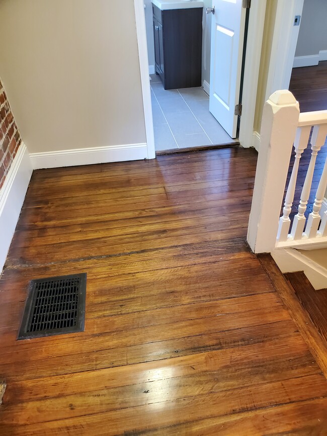 Hallway - 987 Parsons Ave