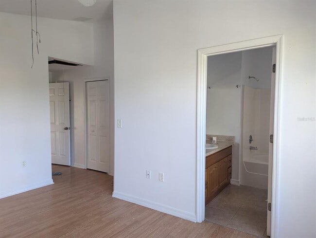 Building Photo - 604 Captiva Cir