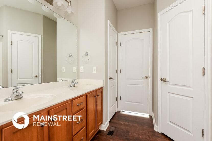 Building Photo - 6016 Blue Hole Way