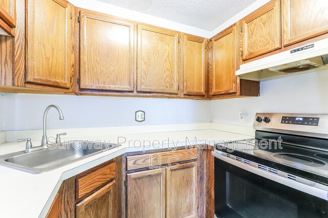 Building Photo - 4607A Aberdeen Dr