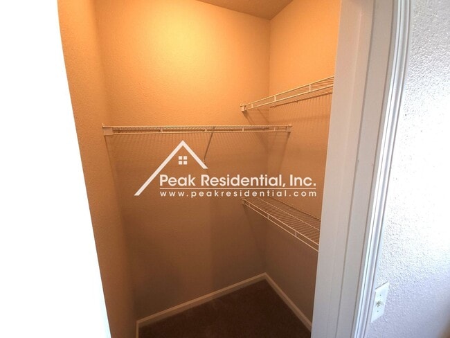 Building Photo - 2 br, 2 bath House - 8434 Walerga Road #821