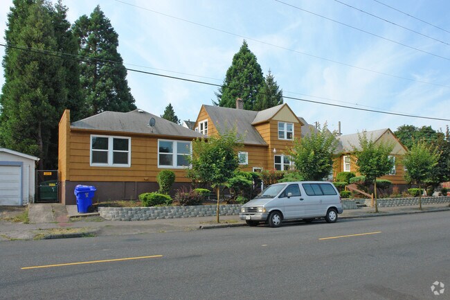 Primary Photo - 1720-1738 NE Killingsworth St