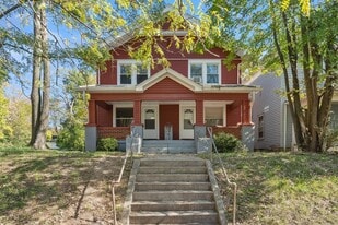 Building Photo - 114 Rockwood Ave