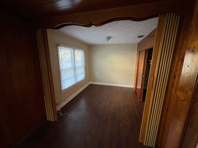 Building Photo - 203 W Genesee St
