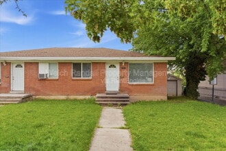 Building Photo - 2353 Jackson Ave
