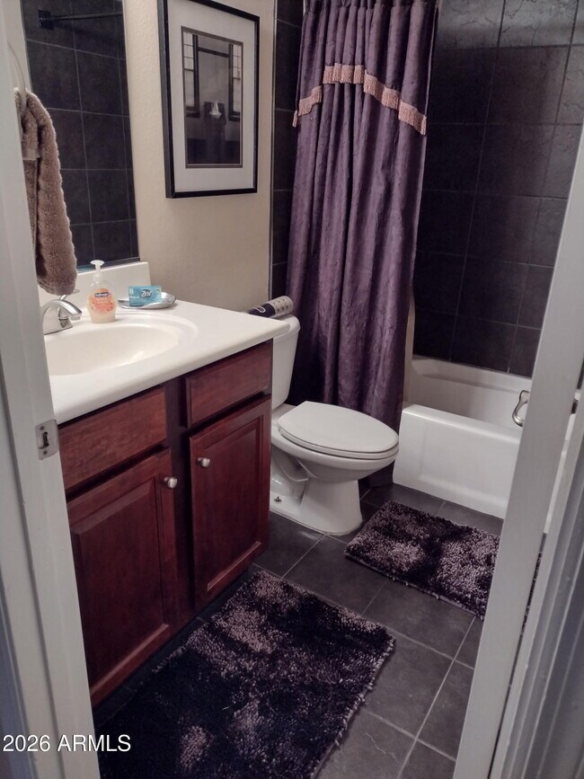 Building Photo - 10055 E Mountainview Lake Dr