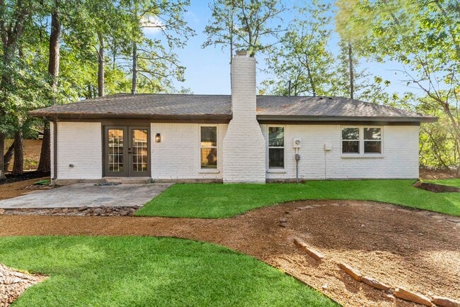 Building Photo - 26 E Woodtimber Ct