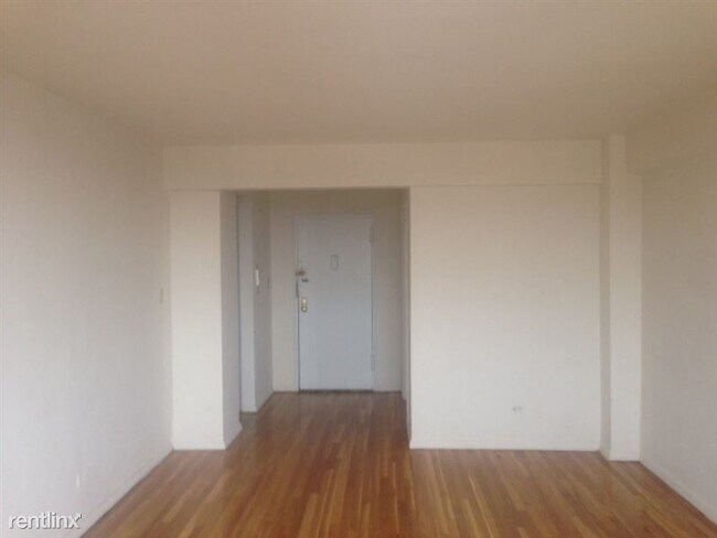 Building Photo - 541 88th St
