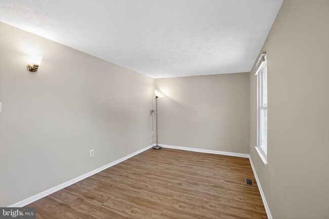Building Photo - 7506 Summer Blossom Ln