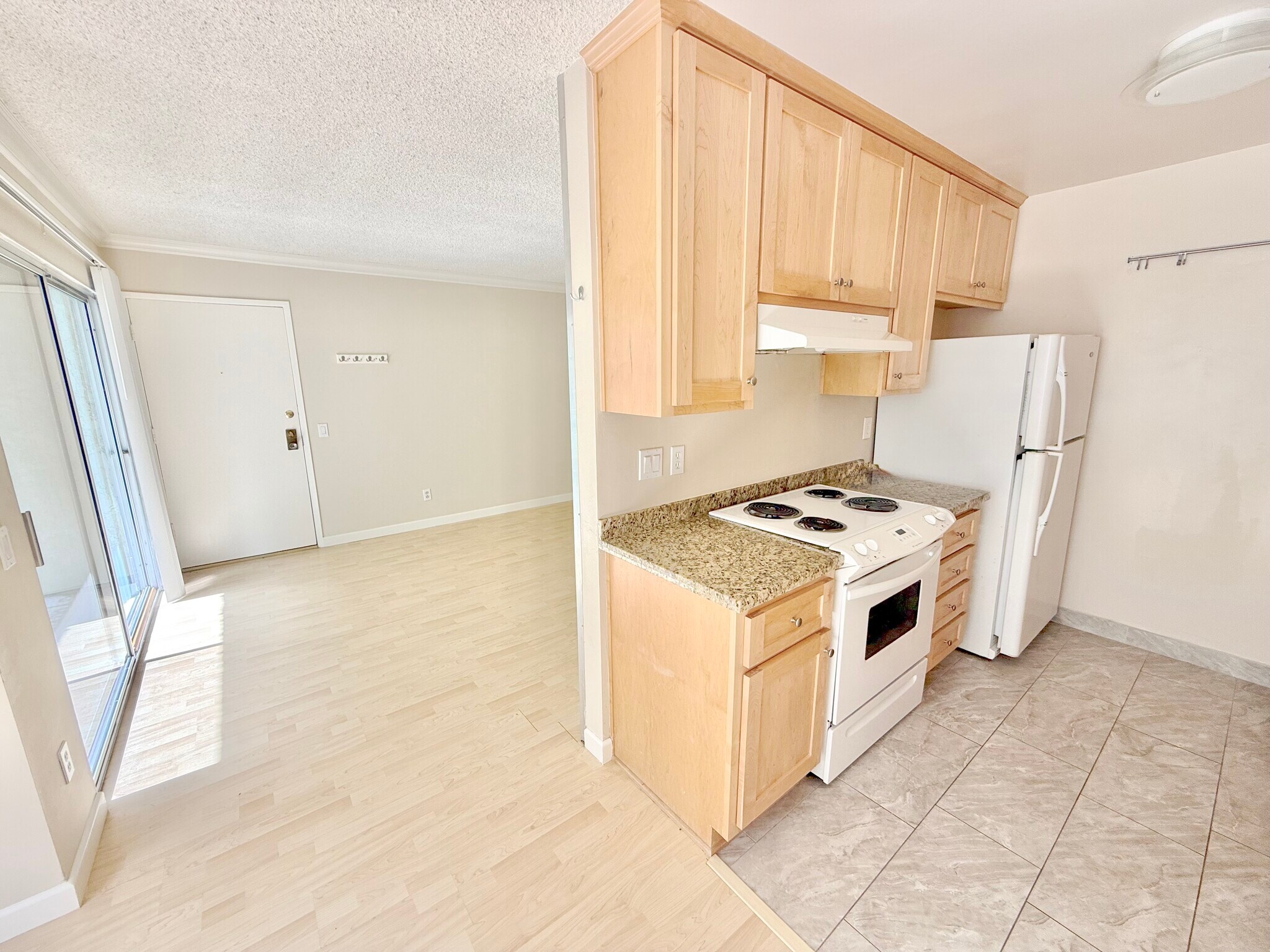 Building Photo - 1534 11th St