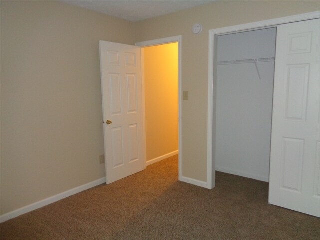 Building Photo - 970 Foxtail Dr