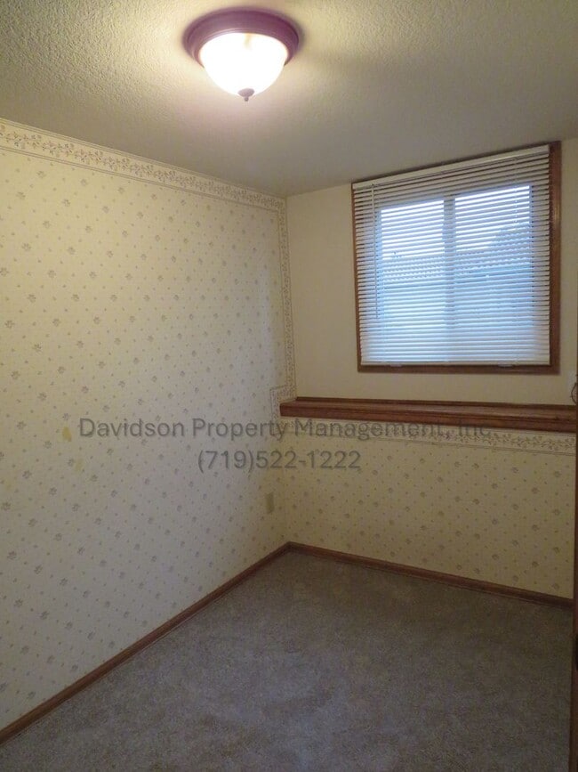 Building Photo - Charming 3 Bedroom House in the Briargate ...