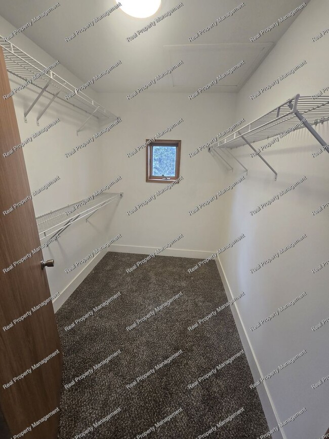 Building Photo - Completely Renovated Three Bedroom Ranch