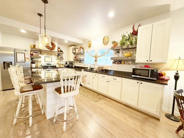 Building Photo - 3632 W G St