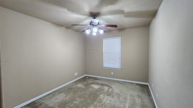 Building Photo - 26939 Glacier Creek Dr