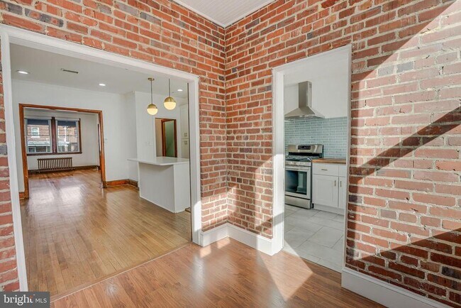 Building Photo - 1304 Rittenhouse St NW