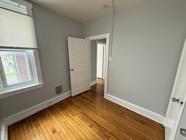 Building Photo - 156 Eutaw Ave