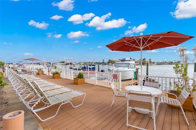 Building Photo - 8911 Blind Pass Rd