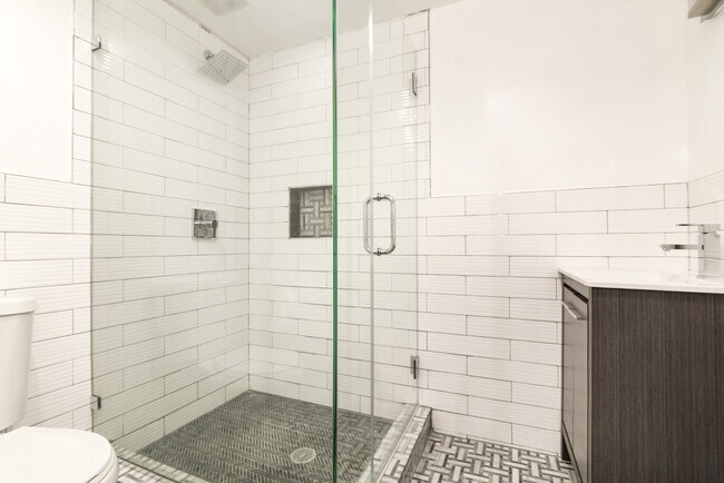Bathroom. - 31 Truxton St