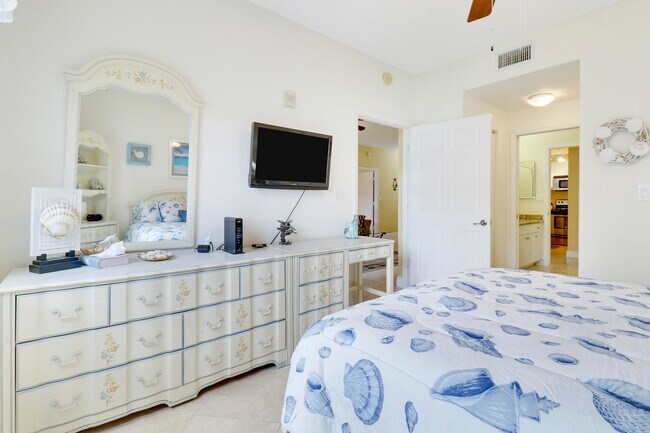 Building Photo - 2802 Sarento Pl