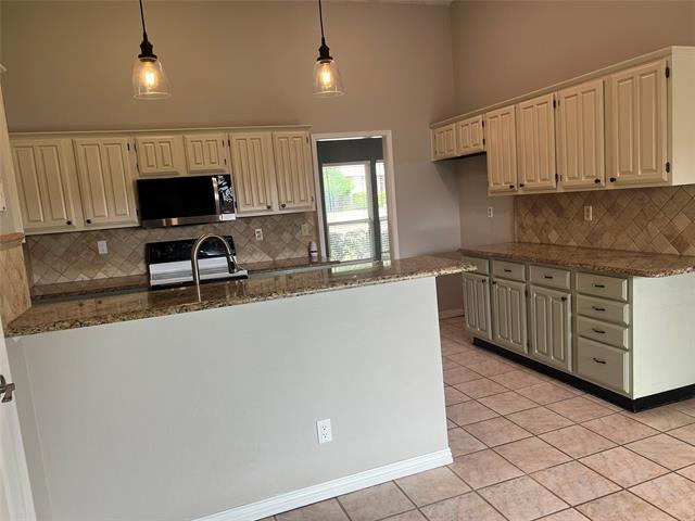 Building Photo - 4605 Freeman Dr
