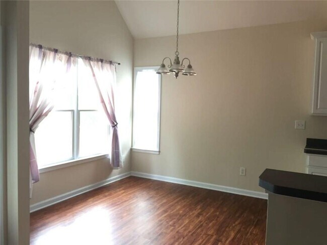 Building Photo - 5530 Huntington Mist Dr