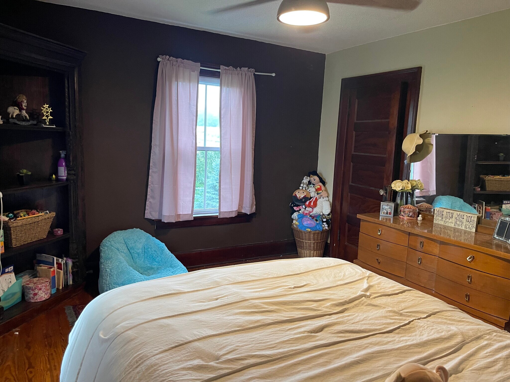 Bedroom 1- second level - W5198 Advance Rd
