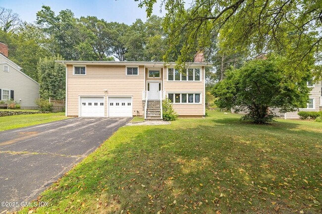Primary Photo - 37 Windsor Ln