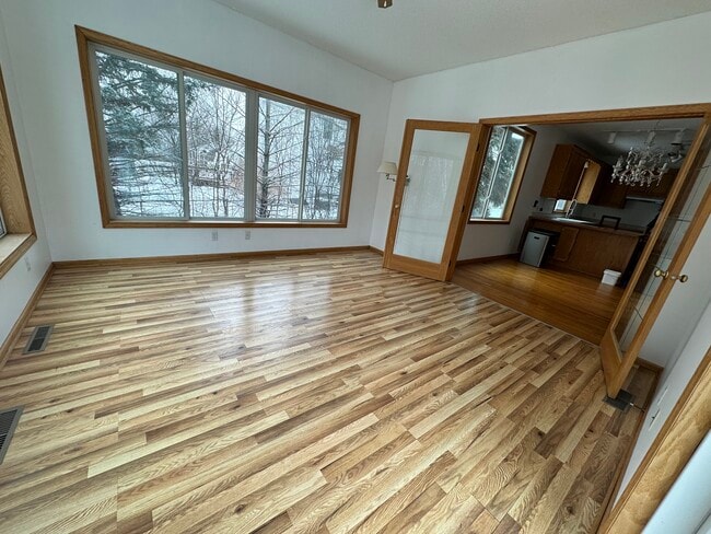 Building Photo - 1620 Spinaker Dr