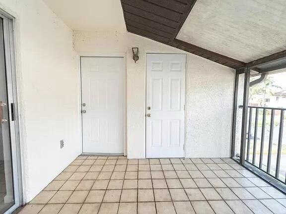 Building Photo - 631 Ridge Club Dr