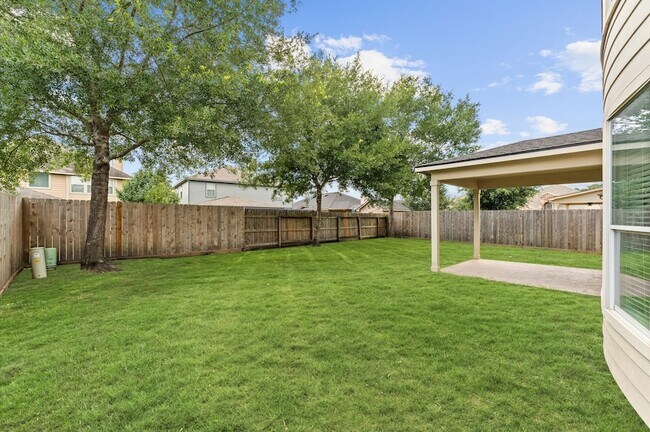 Building Photo - 406 Oak Stream Dr