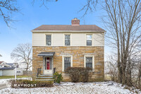 Building Photo - 3-Bedroom Home in Shaker Heights, OH