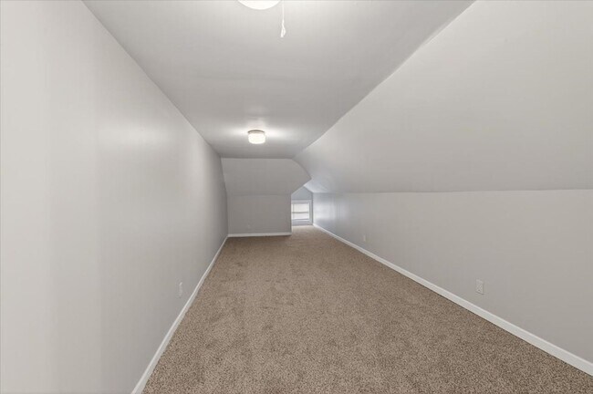 Building Photo - 3403 Broadway St