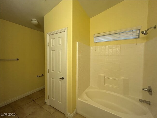 Building Photo - 8841 Blue Wolf St