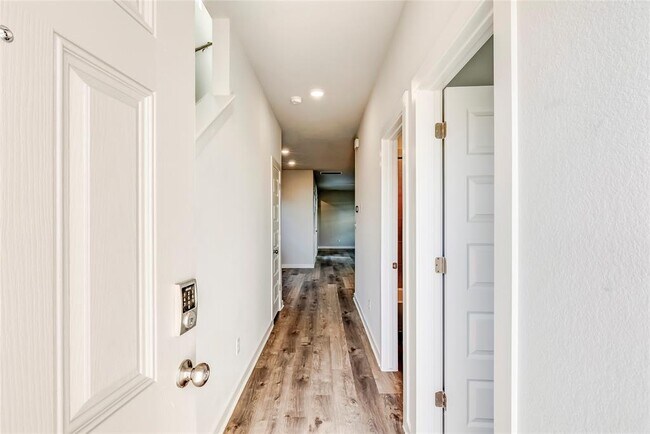 Building Photo - 2086 Alice Jay Wy