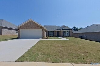 Building Photo - 781 Park Ln