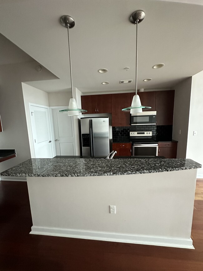 Kitchen - 400 W Peachtree St NW