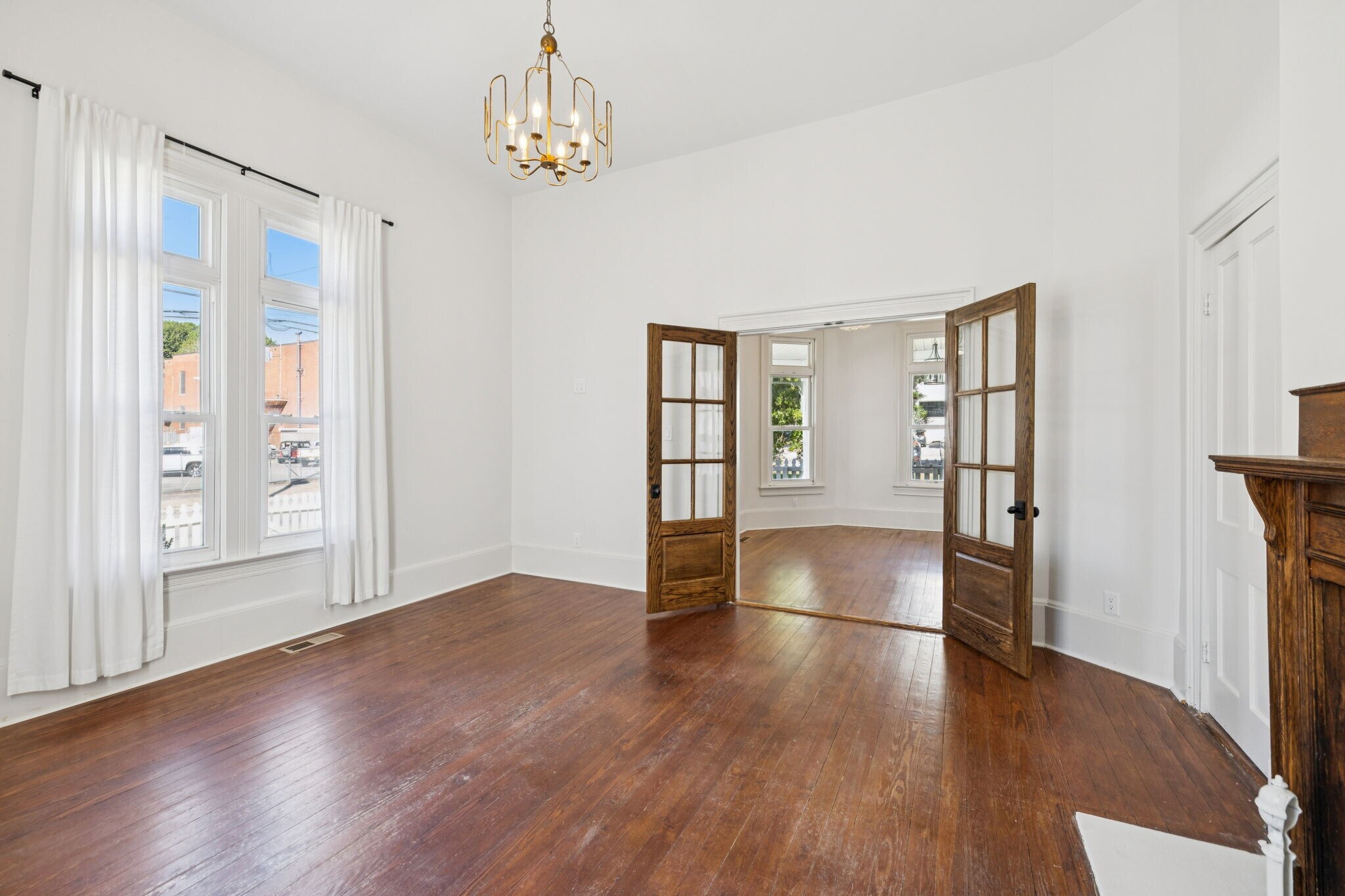 Building Photo - 911 S High St