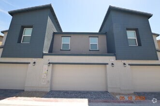 Building Photo - 6952 Lynbridge St