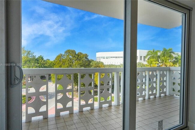 Building Photo - 4141 Nautilus Dr