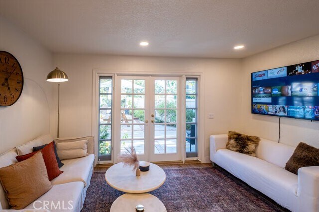 Building Photo - 1 Encinitas Ct