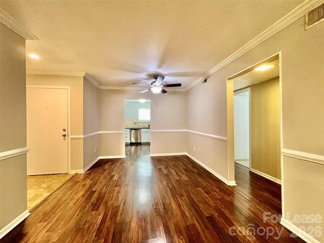 Building Photo - 2901 Heathstead Place