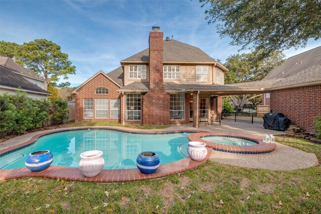 Building Photo - 5534 Honor Dr