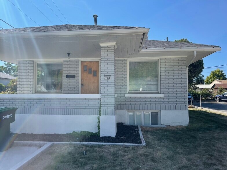 Building Photo - 144 S 500 W