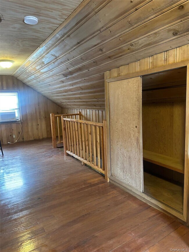 Building Photo - 87 Franklin Ave