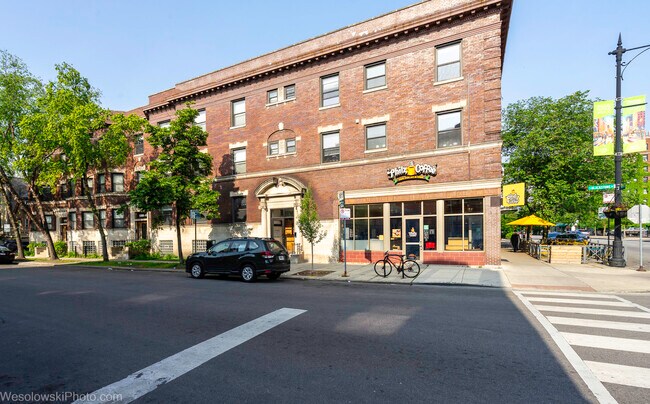 Building Photo - 5306 S Blackstone Ave
