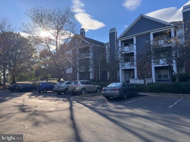 Building Photo - 20301 Beechwood Terrace