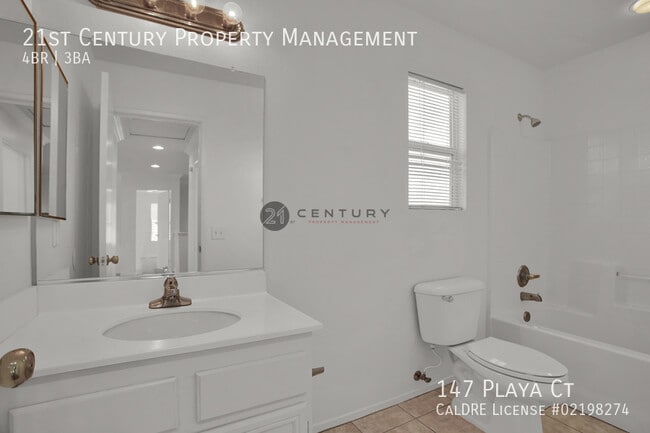 Building Photo - 147 Playa Ct